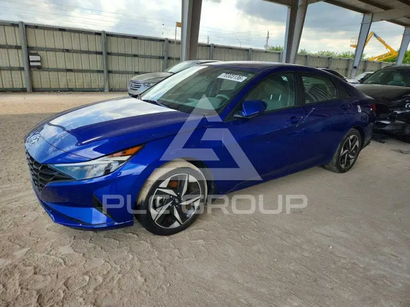 2023 Hyundai Elantra фото