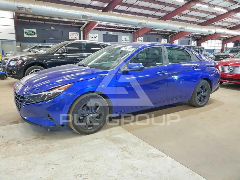 2023 Hyundai Elantra photo