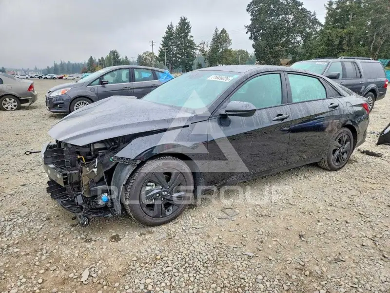 2023 Hyundai Elantra фото