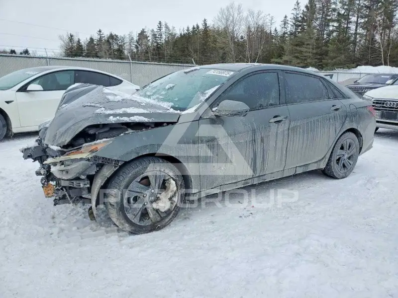 2023 Hyundai Elantra photo