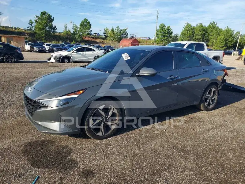 2023 Hyundai Elantra фото
