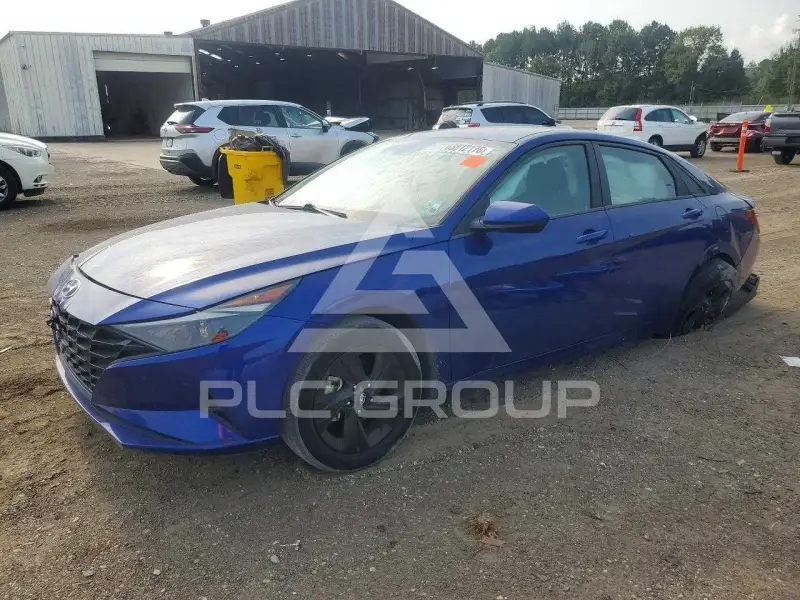 2023 Hyundai Elantra фото