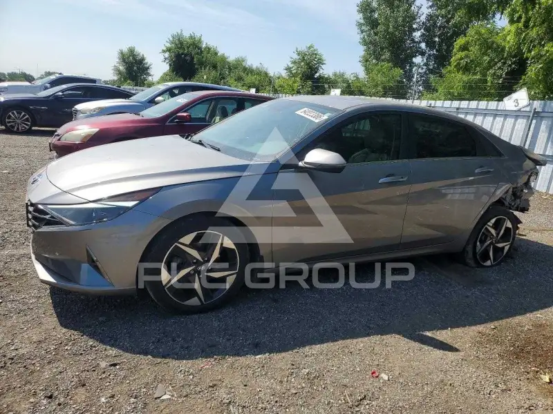 2023 Hyundai Elantra photo