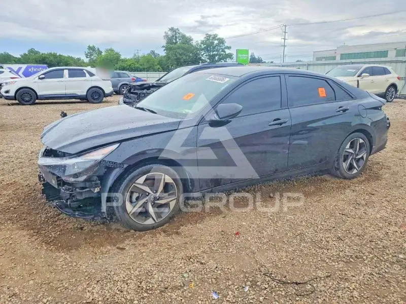 2023 Hyundai Elantra фото