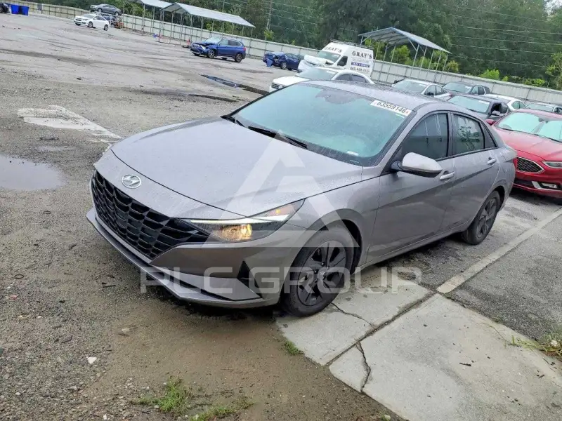 2023 Hyundai Elantra фото