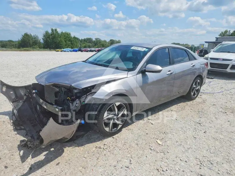 2023 Hyundai Elantra фото