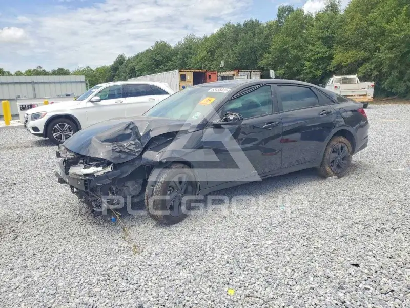 2023 Hyundai Elantra фото