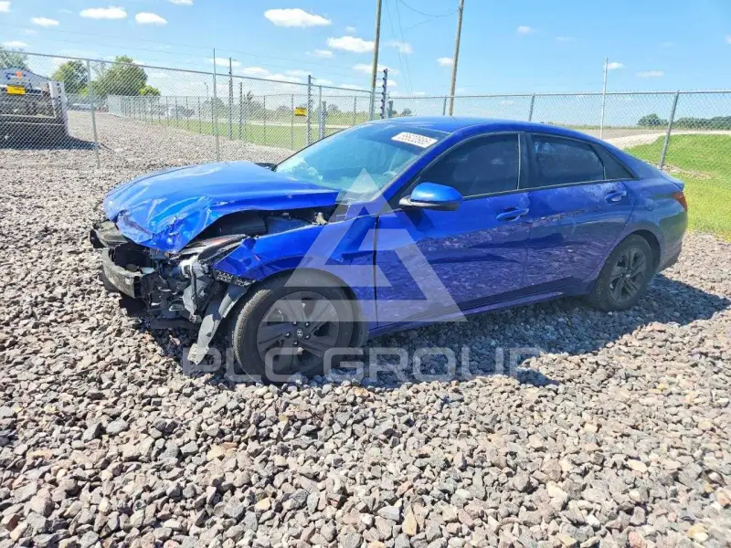 2023 Hyundai Elantra фото