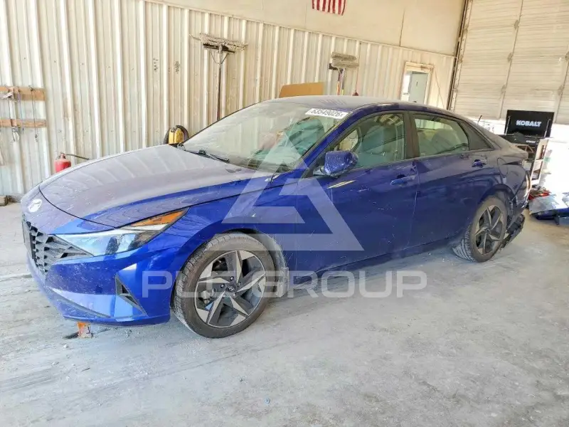 2023 Hyundai Elantra photo