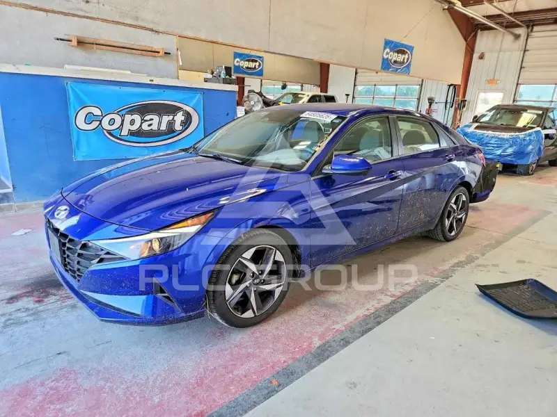 2023 Hyundai Elantra фото