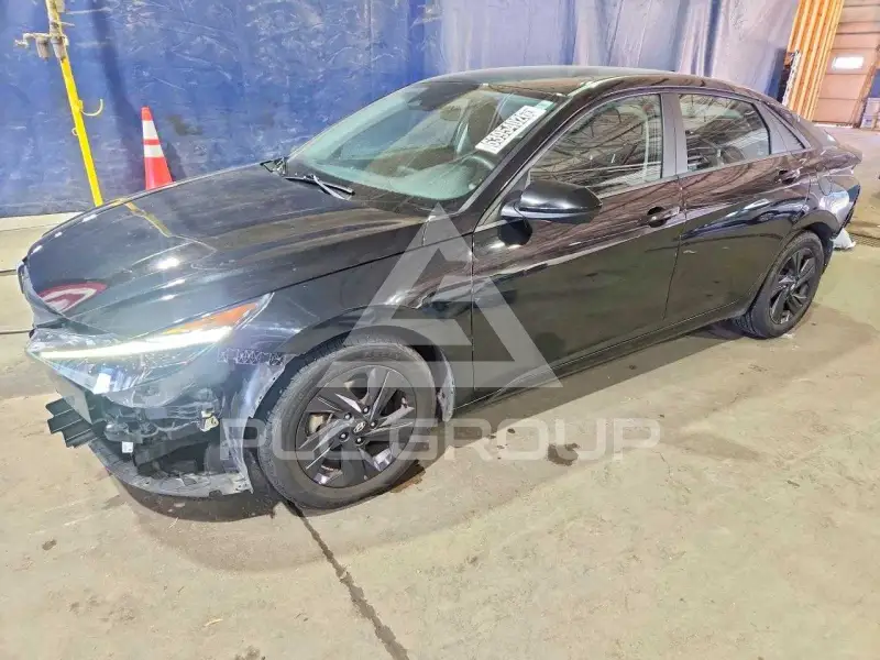 2023 Hyundai Elantra фото