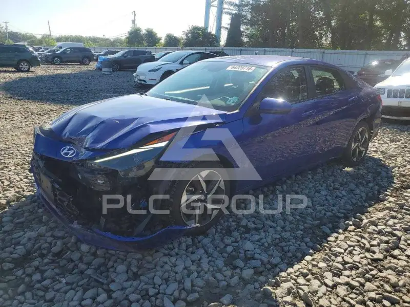 2023 Hyundai Elantra photo