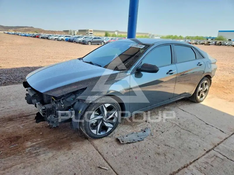 2023 Hyundai Elantra фото