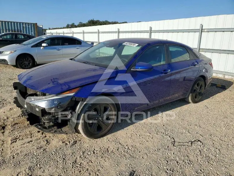 2023 Hyundai Elantra фото