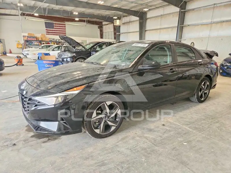 2023 Hyundai Elantra фото