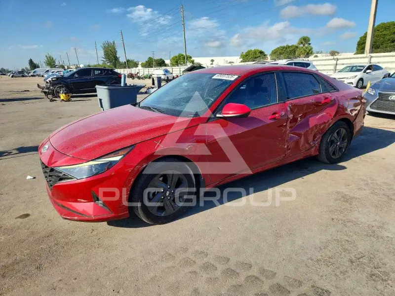 2023 Hyundai Elantra фото