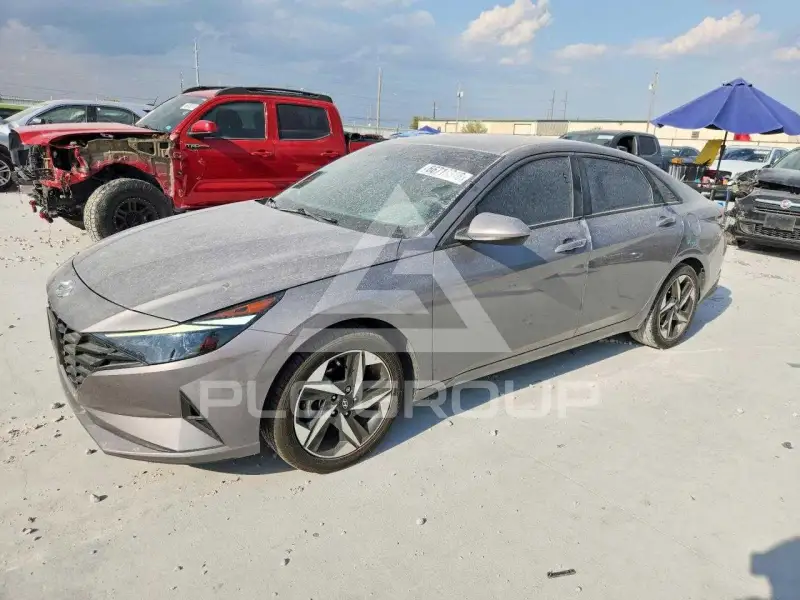 2023 Hyundai Elantra фото