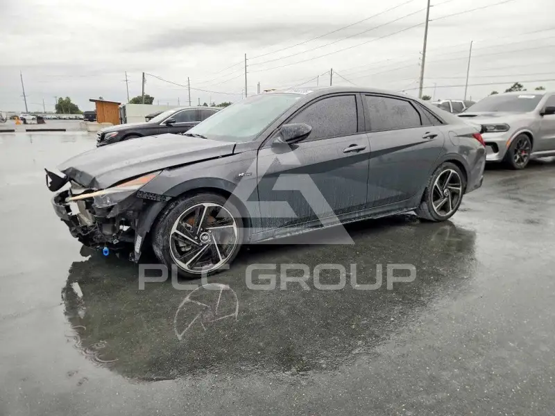 2023 Hyundai Elantra фото