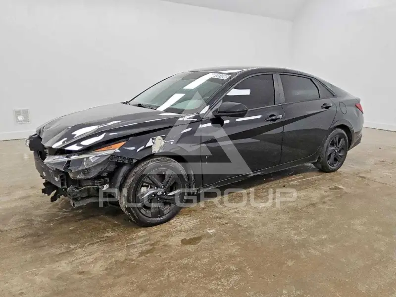 2023 Hyundai Elantra фото