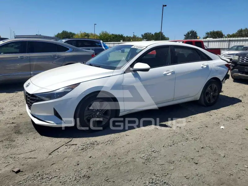 2023 Hyundai Elantra фото