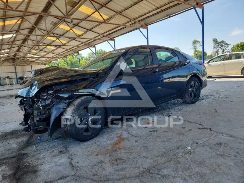 2023 Hyundai Elantra фото