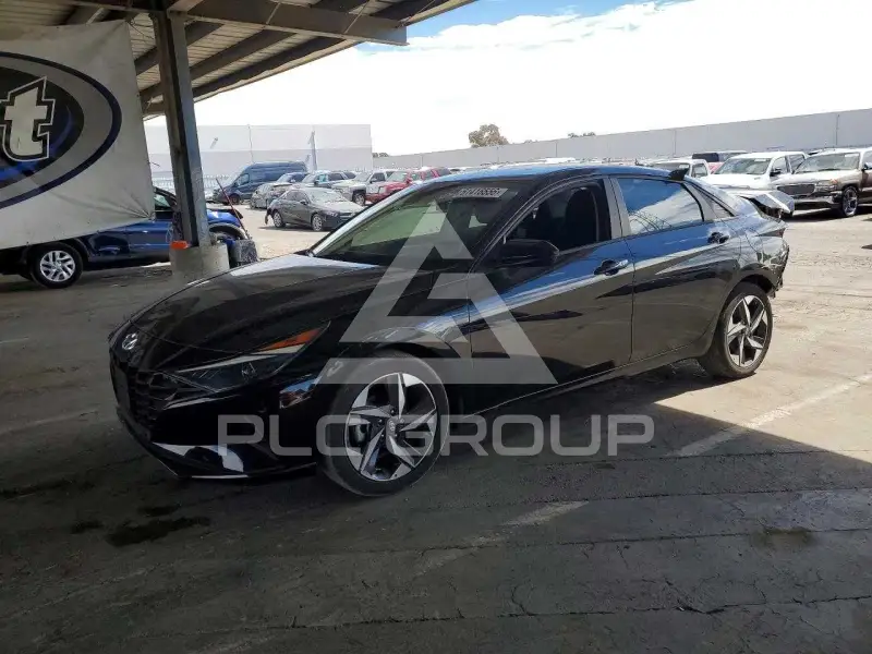 2023 Hyundai Elantra фото