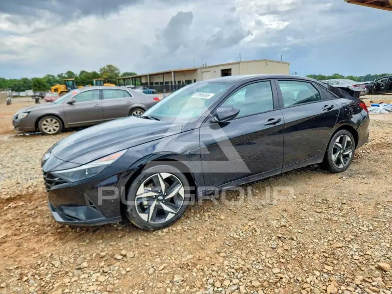 2023 Hyundai Elantra фото