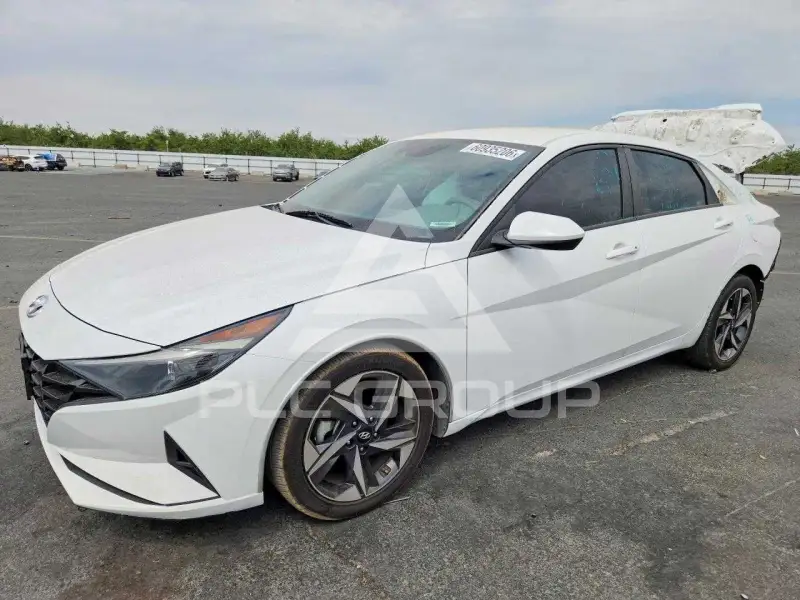 2023 Hyundai Elantra фото