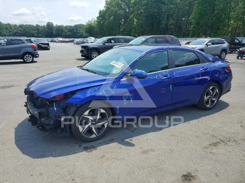 2023 Hyundai Elantra фото