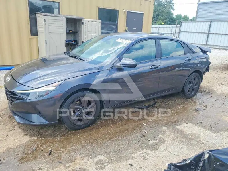 2023 Hyundai Elantra фото
