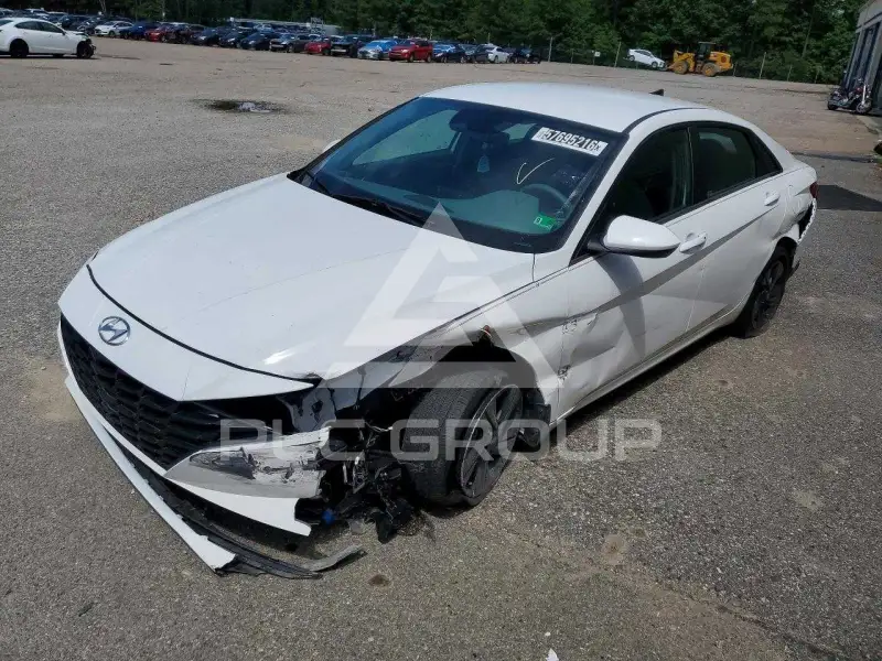 2023 Hyundai Elantra photo