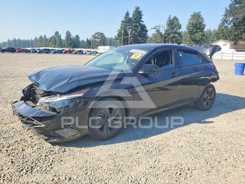2023 Hyundai Elantra photo