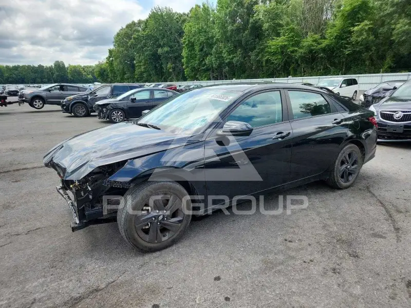 2023 Hyundai Elantra фото