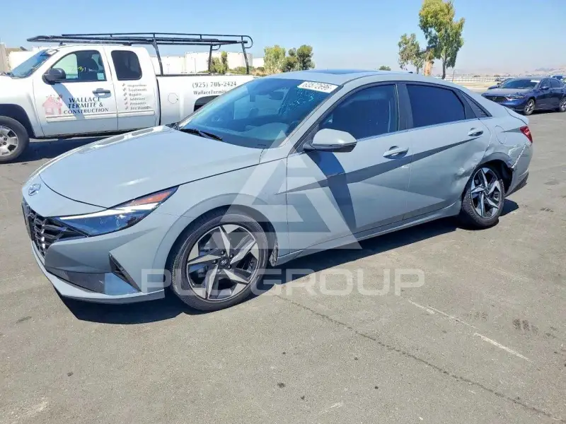 2023 Hyundai Elantra фото