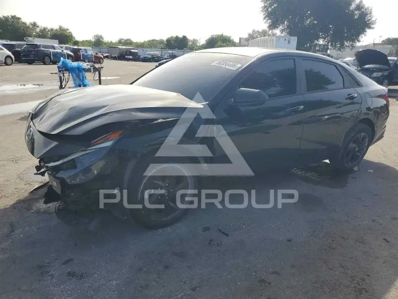 2023 Hyundai Elantra фото