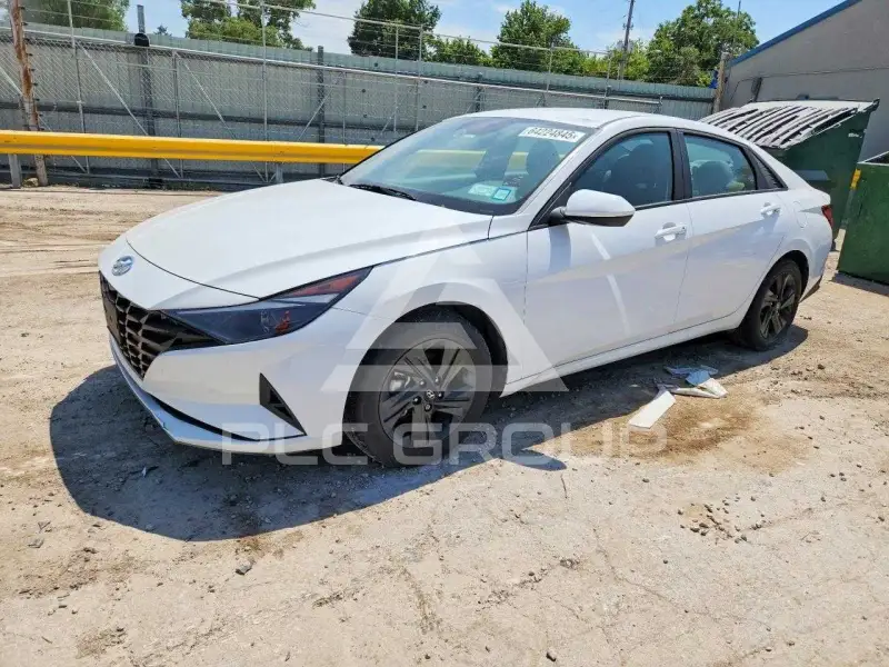 2023 Hyundai Elantra фото