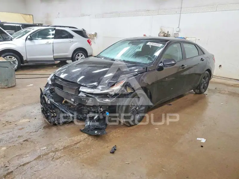 2023 Hyundai Elantra фото