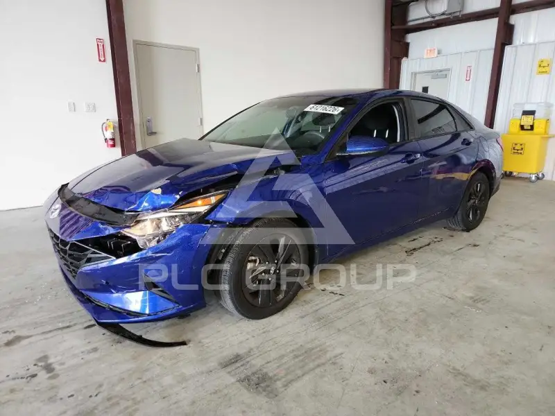 2023 Hyundai Elantra фото