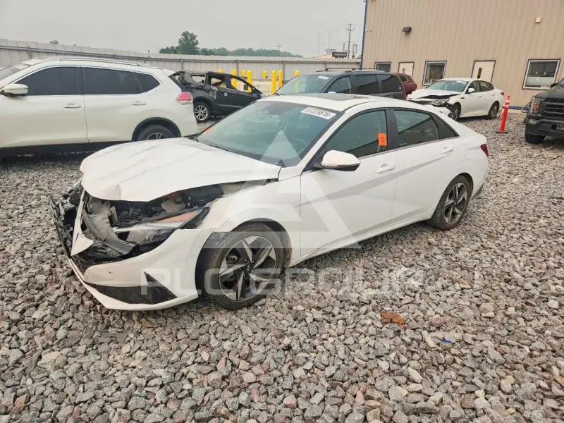 2023 Hyundai Elantra фото