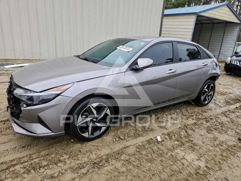 2023 Hyundai Elantra фото