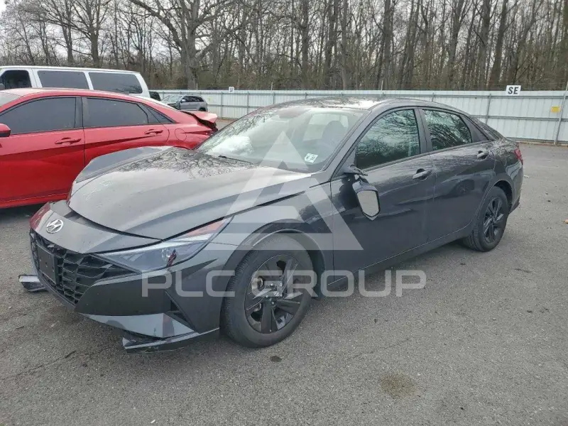 2023 Hyundai Elantra photo