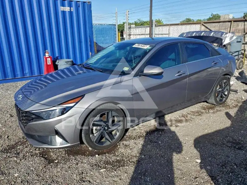 2023 Hyundai Elantra фото