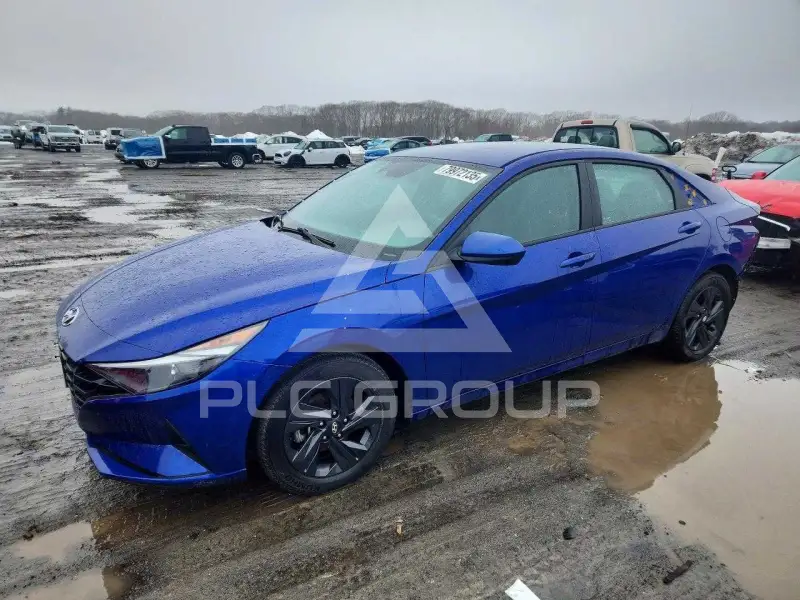 2023 Hyundai Elantra фото