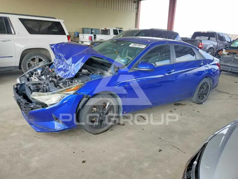 2023 Hyundai Elantra фото