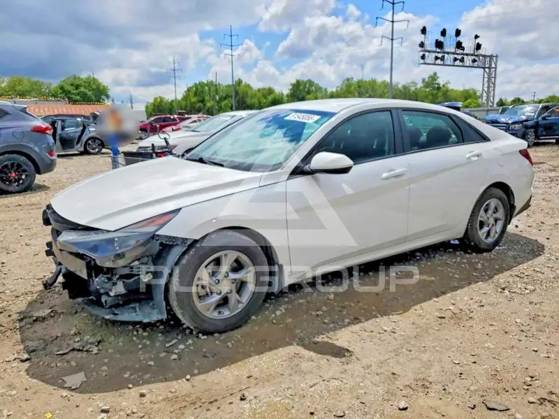 2023 Hyundai Elantra фото