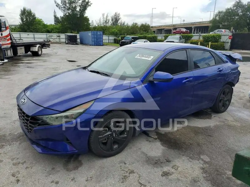2023 Hyundai Elantra photo