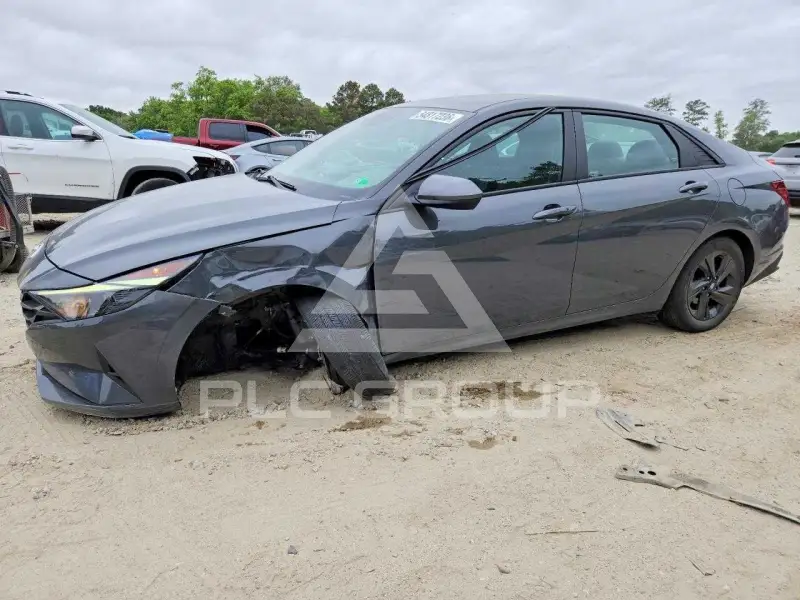 2023 Hyundai Elantra photo