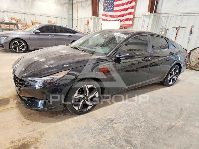 2023 Hyundai Elantra фото