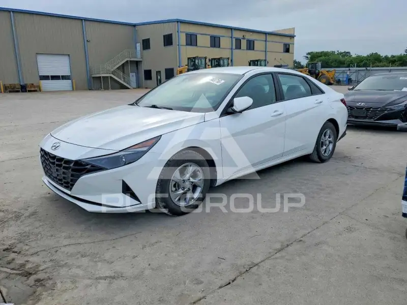 2023 Hyundai Elantra фото