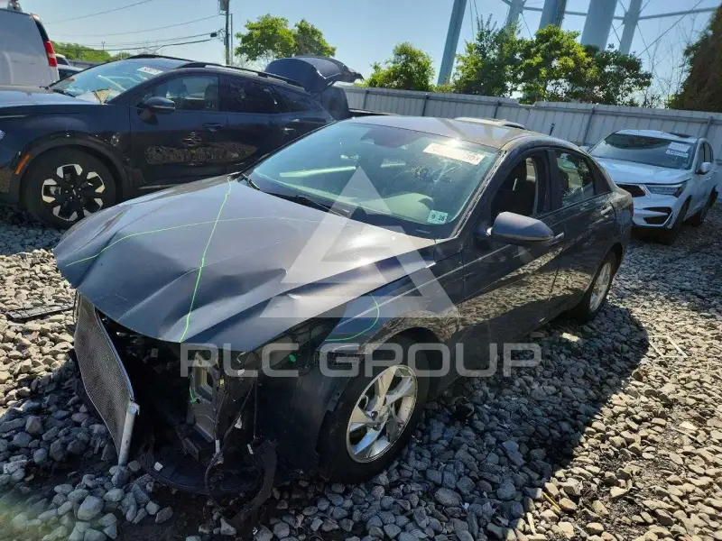 2023 Hyundai Elantra фото